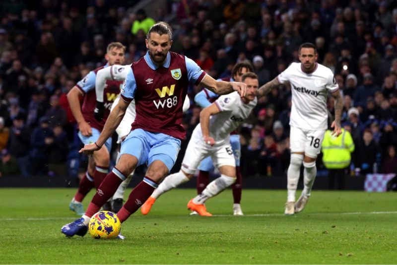 Nhận định trận đấu West Ham United vs Burnley - Dự đoán kết quả 8 Burnley gần như đã bị dồn vào thế chân tường
