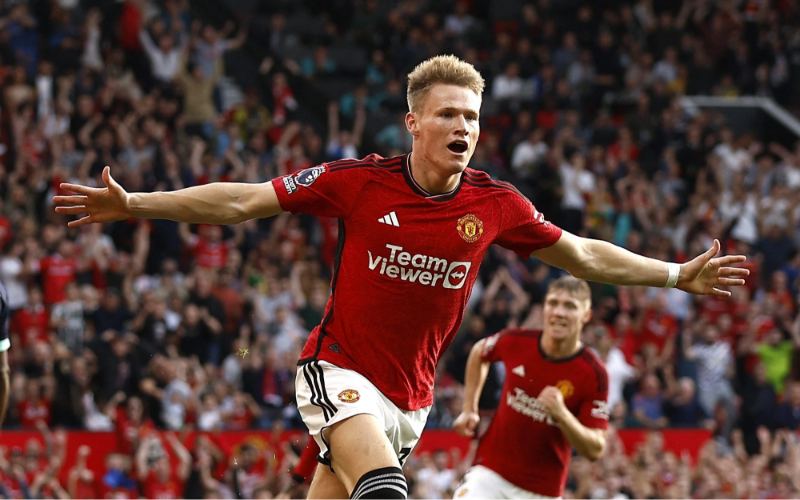 Tin ngắn bóng đá 18-3: Roy Keane đánh giá cao tiền vệ McTominay tại FA Cup 1 McTominay là "chìa khóa" để M.U thắng Liverpool