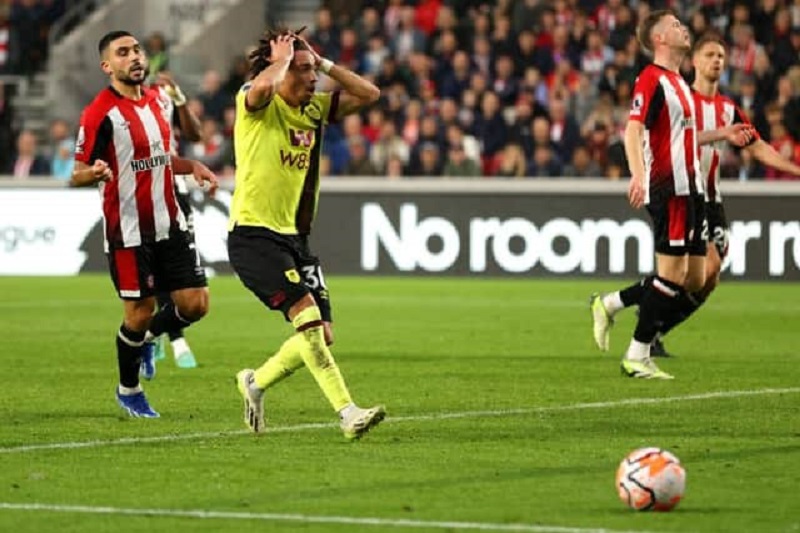 Nhận định Burnley vs Brentford vòng 29 EPL - Dự đoán kết quả 4 Brentford bằng sức mạnh vượt trội của mình cần thi đấu chủ động