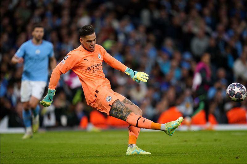 Tin ngắn bóng đá ngày 14/4: Ederson Moraes bình phục chấn thương. Haaland xuống phong độ 1 Ederson Moraes bình phục sau chấn thương