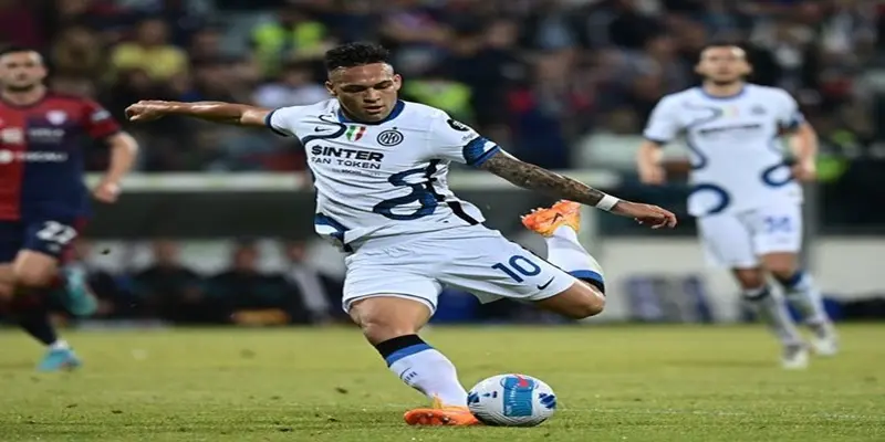 Nhận định Inter Milan vs Cagliari vòng 32 Serie A - Dự đoán kết quả 4 Dự đoán của chuyên gia Vaoroi Tv, Inter Milan sẽ dễ dàng giữ lại 3 điểm trên sân nhà với phong độ hủy diệt ở Serie A mùa này