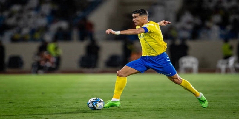 Tin ngắn bóng đá ngày 10/5: PSV không muốn mua đứt Sergino Dest 4 Leverkusen muốn có sự phục vụ của Cristiano Ronaldo