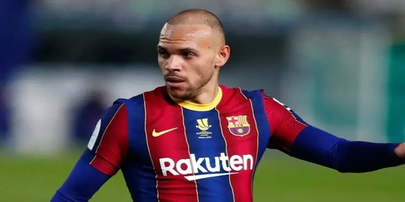 Tin ngắn bóng đá ngày 03/5: Thiago Motta chào đón sự quan tâm từ các CLB hàng đầu 5 MU đang cân nhắc tìm cách chiêu mộ tiền đạo của Barca