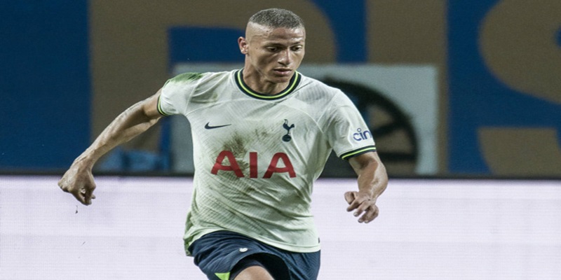 Tin ngắn bóng đá ngày 10/5: PSV không muốn mua đứt Sergino Dest 2 Tottenham đã bắt đầu lên danh sách các cầu thủ mà họ muốn "đẩy đi"