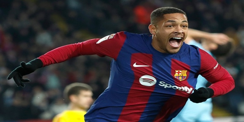 Tin ngắn bóng đá ngày 10/5: PSV không muốn mua đứt Sergino Dest 3 Tottenham, M.U và Chelsea đang có ý định chiêu mộ Vitor Roque